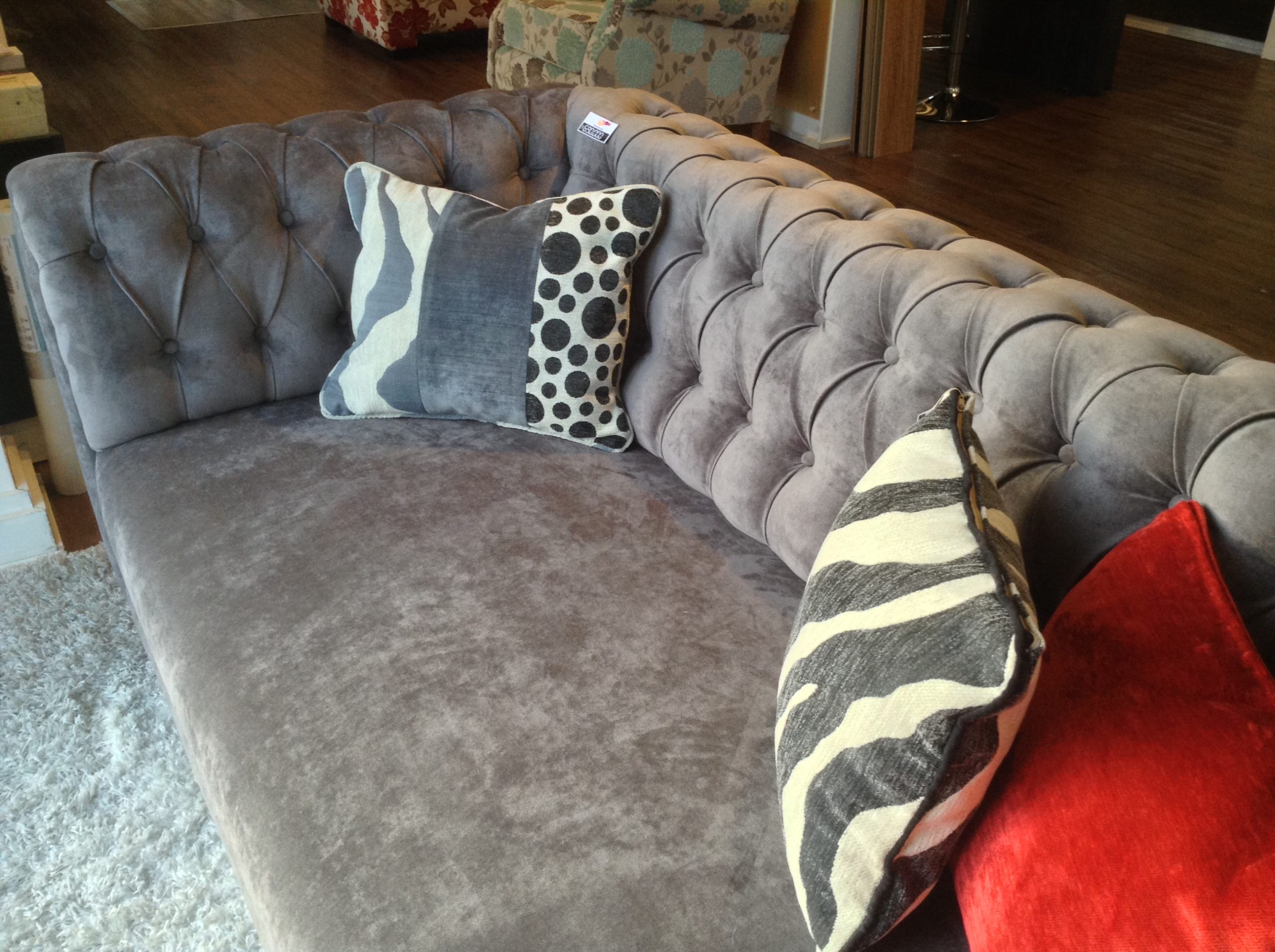 Retapizado sillon Modelo Chesterfield